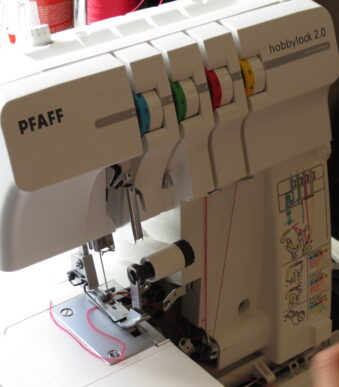 Overlock sewing machine